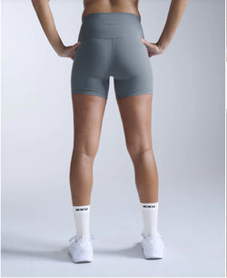 2XU Fluid Hi-Rise 5-inch Shorts Women's