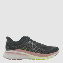 New Balance Women's W860V13 (B) Running Shoe US 10.5